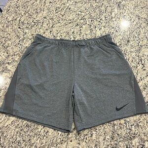 Nike Dri-Fit Shorts | Grey | Size XL